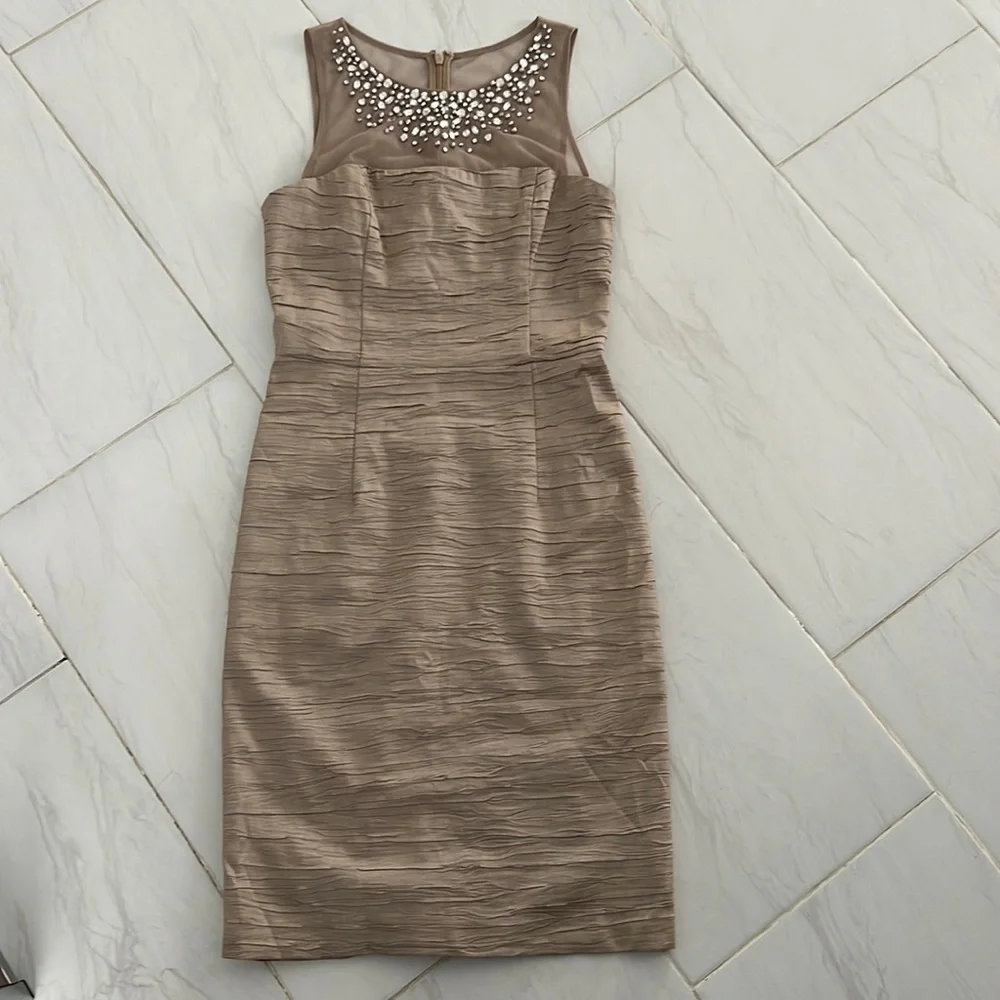 Eliza J womens Metallic Sheath Dress - Picture 1 of 8
